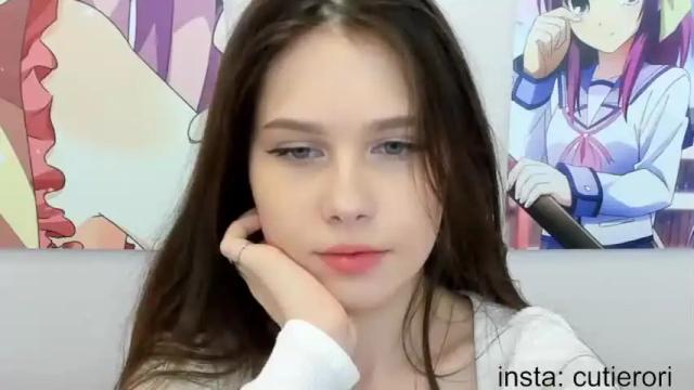 Image 6 of avrora_deis Stream on Chaturbate on 15 months ago