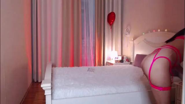 Image 2 of avrora_lew_ Stream on Chaturbate on 10 days ago