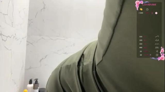 Image 6 of avroramy Stream on Chaturbate on 1 month ago