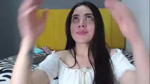 Image 12 of avycrosscm101 Stream on Chaturbate on 20 months ago