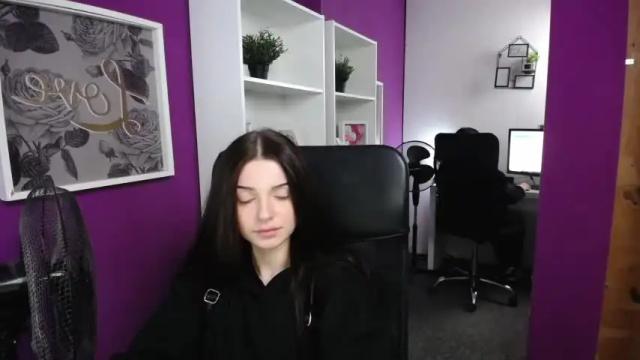 Image 4 of awesome_666 Stream on Chaturbate on 20 months ago