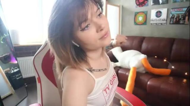 Image 3 of awondrr Stream on Chaturbate on 1 month ago