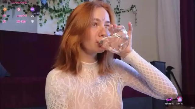 Image 4 of aww_burn Stream on Chaturbate on 2 months ago