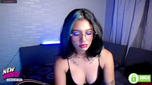 Thumbnail 2, axga_rainbow's Stream at Chaturbate, 25 months ago