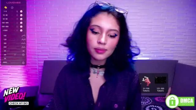 Image 2 of axga_rainbow Stream on Chaturbate on 25 months ago