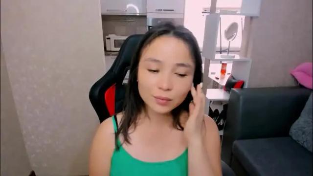 Image 2 of aya_moon Stream on Chaturbate on 2 months ago