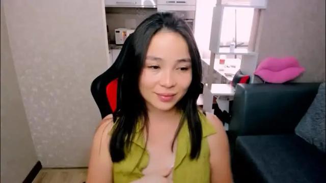 Image 2 of aya_moon Stream on Chaturbate on 2 months ago
