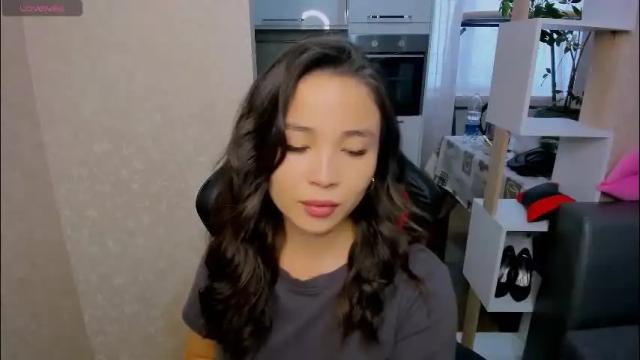 Image 4 of aya_moon Stream on Chaturbate on 27 days ago