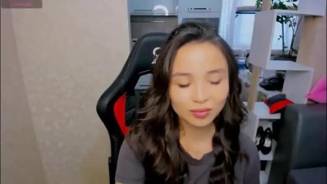 Image 8 of aya_moon Stream on Chaturbate on 27 days ago