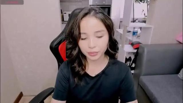 Image 12 of aya_moon Stream on Chaturbate on 19 days ago