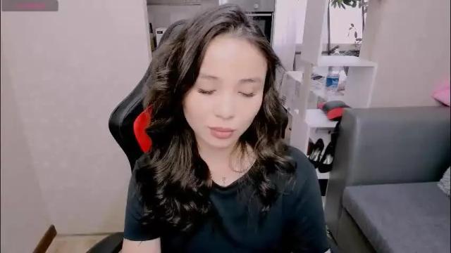 Image 7 of aya_moon Stream on Chaturbate on 19 days ago