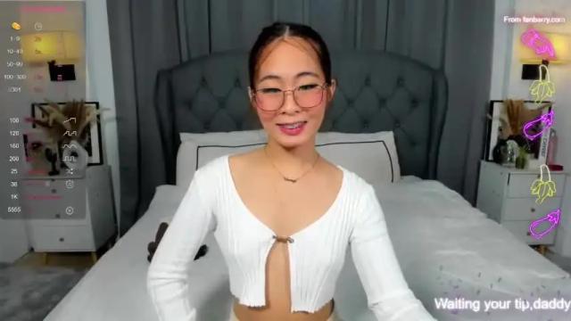 Image 4 of ayesha_palvin Stream on Chaturbate on 14 months ago