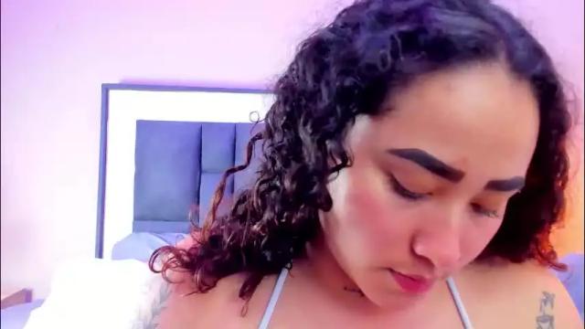 Image 12 of ayla_martinez Stream on Chaturbate on 1 month ago