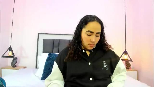 Thumbnail 1, ayla_martinez's Stream at Chaturbate, 12 hours ago