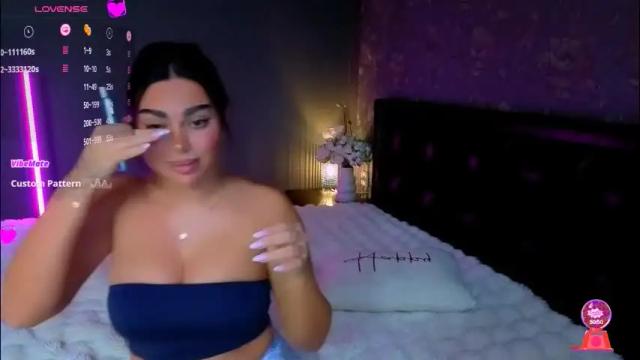 Image 2 of aylademir Stream on Chaturbate on 3 months ago