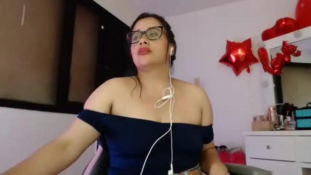 Image 11 of aylaislem Stream on Chaturbate on 15 months ago