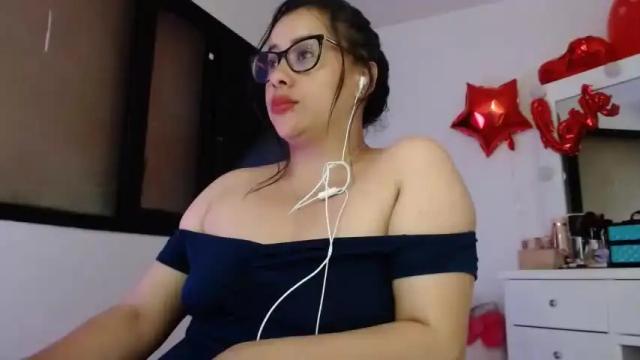 Image 8 of aylaislem Stream on Chaturbate on 15 months ago