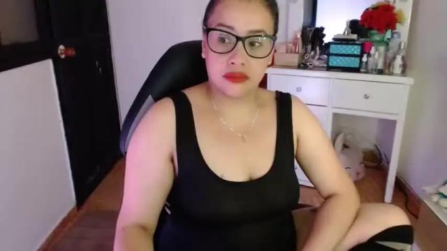Image 11 of aylaislem Stream on Chaturbate on 14 months ago