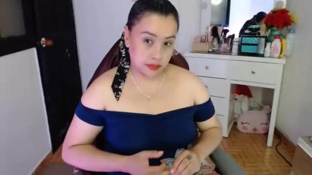 Image 3 of aylaislem Stream on Chaturbate on 14 months ago