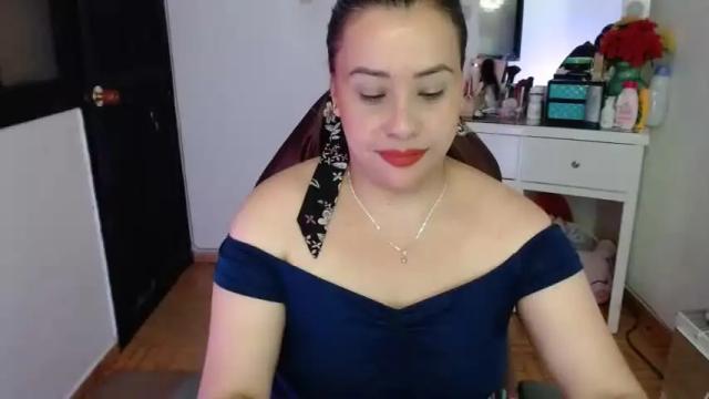 Image 7 of aylaislem Stream on Chaturbate on 14 months ago