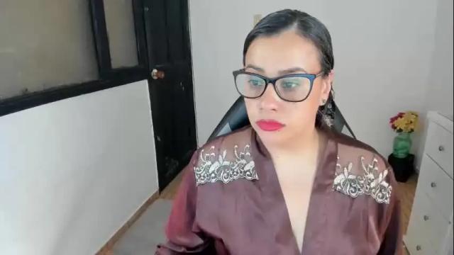 Image 6 of aylaislem Stream on Chaturbate on 2 months ago