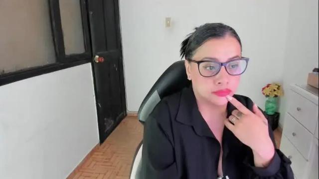 Image 8 of aylaislem Stream on Chaturbate on 1 month ago