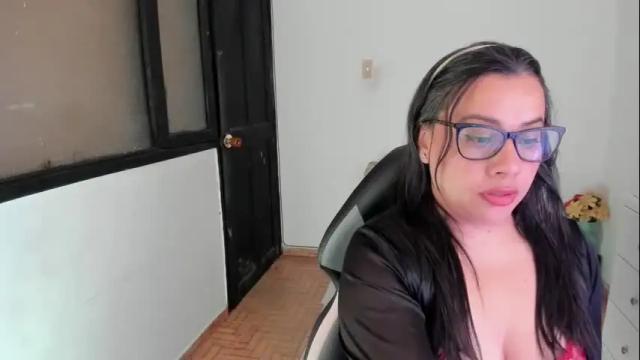 Image 6 of aylaislem Stream on Chaturbate on 1 month ago