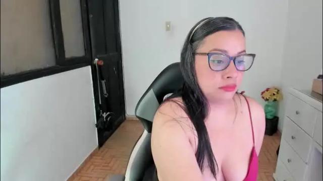 Image 8 of aylaislem Stream on Chaturbate on 1 month ago