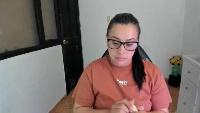 Image 2 of aylaislem Stream on Chaturbate on 6 days ago