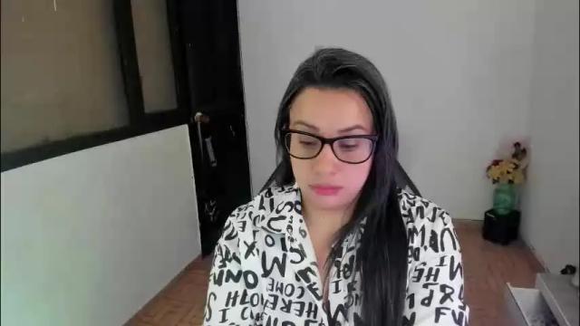 Image 4 of aylaislem Stream on Chaturbate on 28 days ago