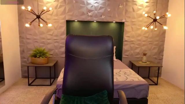 Image 7 of ayleen_dunkann Stream on Chaturbate on 1 month ago