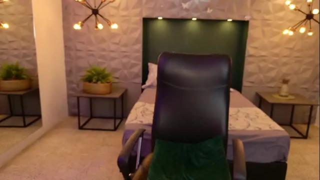 Image 10 of ayleen_dunkann Stream on Chaturbate on 1 month ago