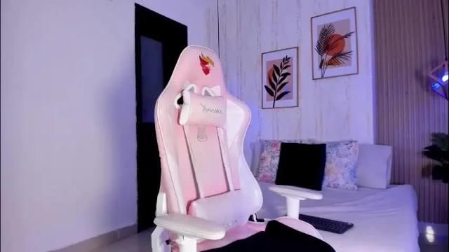 Thumbnail 3, ayleen_dunkann's Stream at Chaturbate, 1 month ago