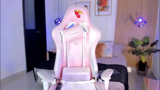 Image 6 of ayleen_dunkann Stream on Chaturbate on 1 month ago