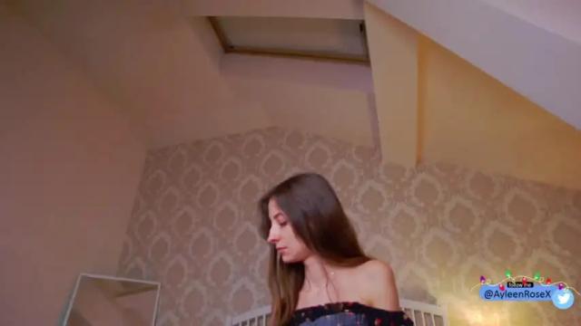 Image 12 of ayleenrosex Stream on Chaturbate on 17 months ago