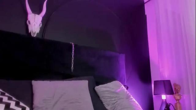 Image 2 of aylen_darkmoor Stream on Chaturbate on 1 month ago