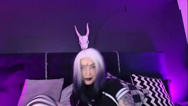 Image 2 of aylen_darkmoor Stream on Chaturbate on 13 days ago