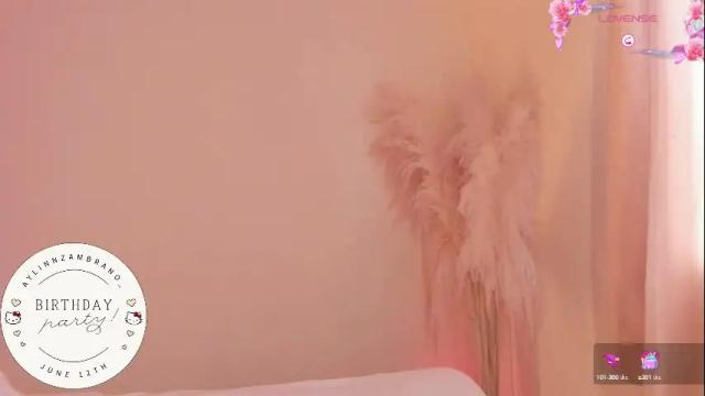 Thumbnail 1, aylinnzambrano_'s Stream at Chaturbate, 1 month ago