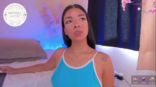 Image 7 of aylinnzambrano_ Stream on Chaturbate on 1 month ago