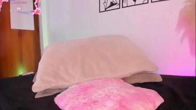 Image 7 of aylinnzambrano_ Stream on Chaturbate on 2 months ago