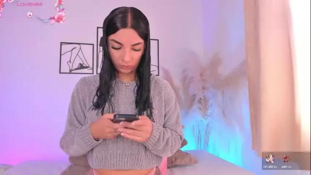 Image 2 of aylinnzambrano_ Stream on Chaturbate on 2 months ago