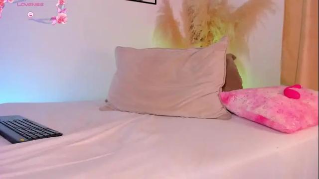 Image 11 of aylinnzambrano_ Stream on Chaturbate on 2 months ago