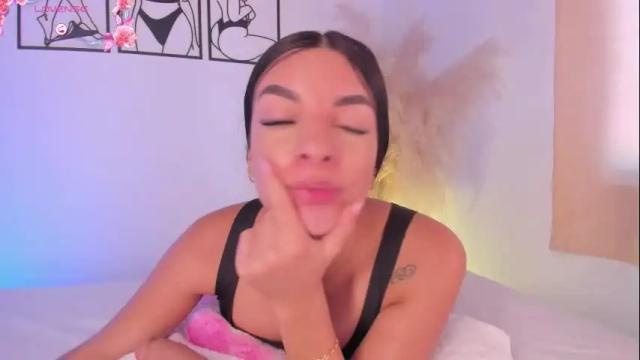 Image 12 of aylinnzambrano_ Stream on Chaturbate on 1 month ago
