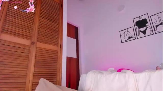 Image 8 of aylinnzambrano_ Stream on Chaturbate on 1 month ago