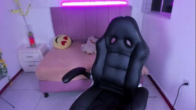 Image 6 of aymara_tooner Stream on Chaturbate on 25 days ago