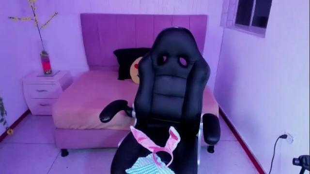 Image 12 of aymara_tooner Stream on Chaturbate on 5 days ago