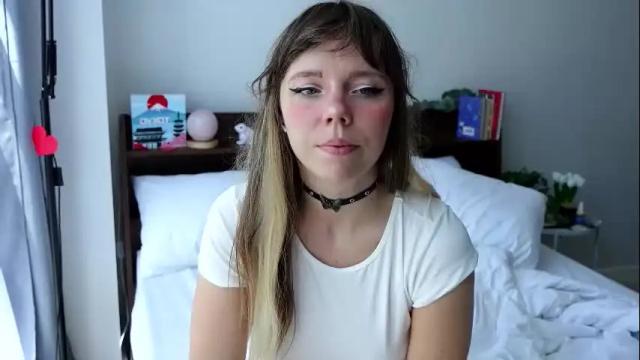 Image 6 of ayralust Stream on Chaturbate on 23 days ago
