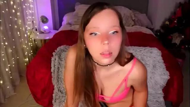 Image 4 of ayralust Stream on Chaturbate on 26 days ago