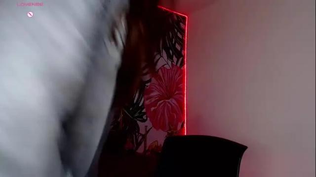 Image 2 of aytanna_torres Stream on Chaturbate on 4 months ago