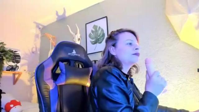 Image 6 of azahara_03 Stream on Chaturbate on 18 months ago